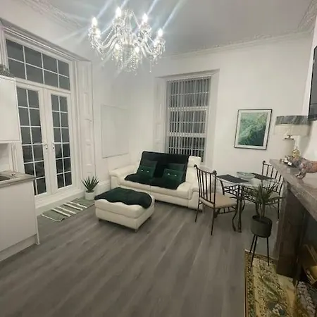 Sea View Apartment With Large Balcony Торки Экстерьер фото