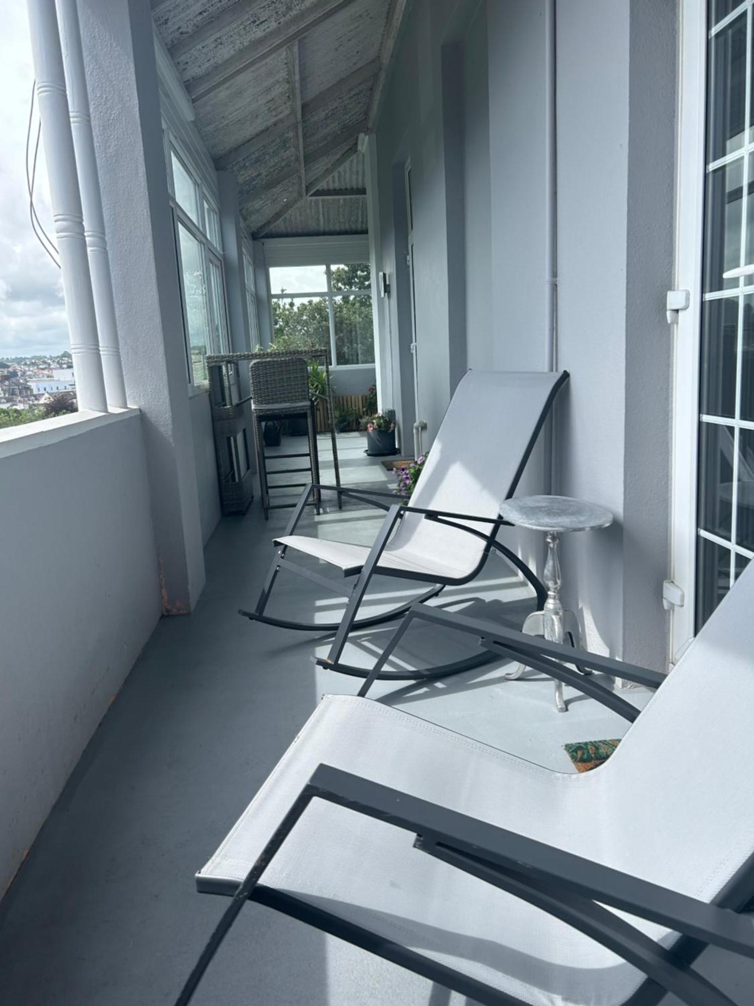 Апартаменты Sea View With Large Balcony Торки