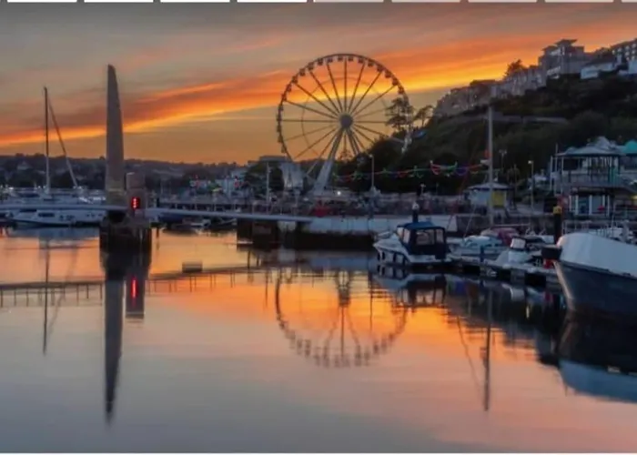 Sea View Apartment With Large Balcony Torquay